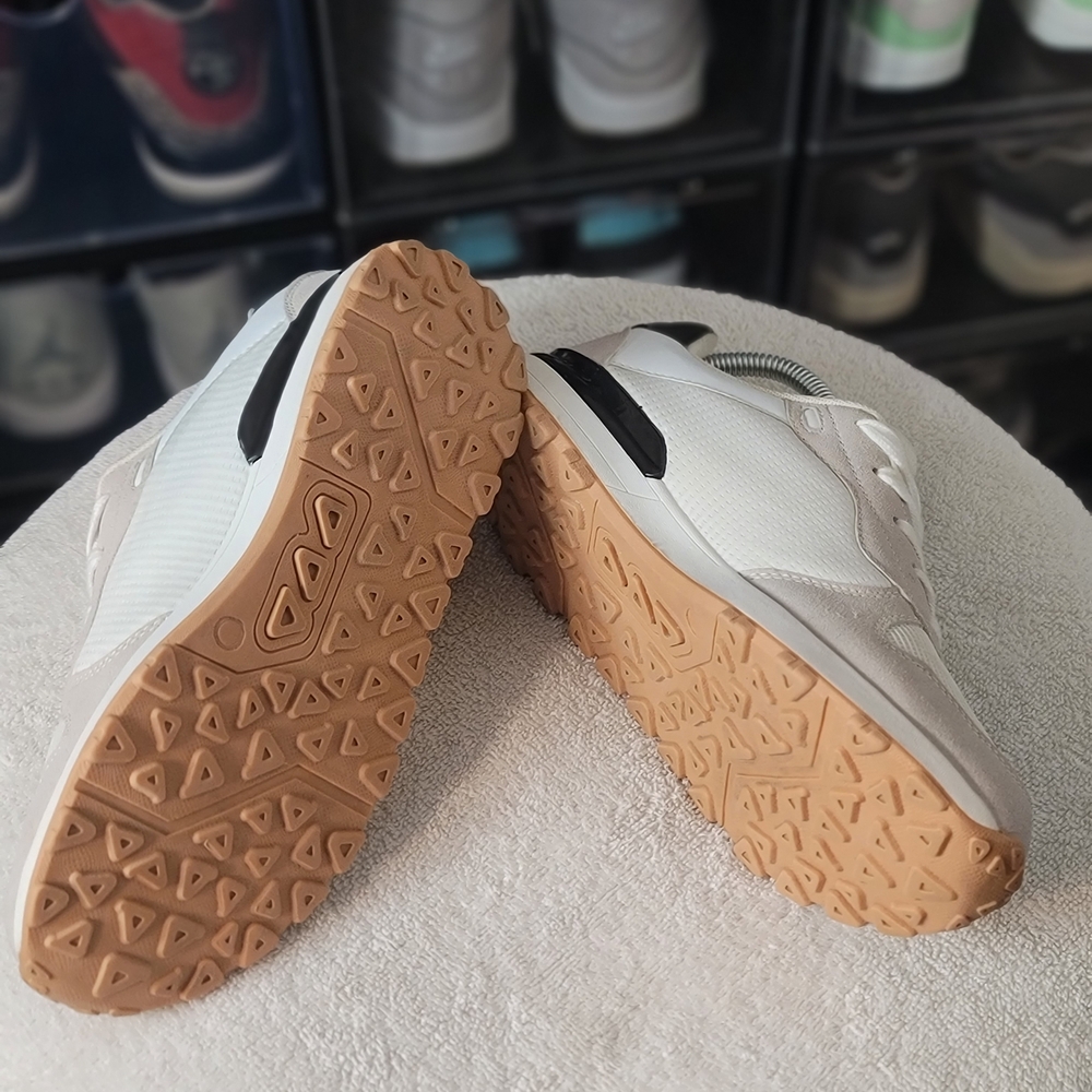 Marleylilly Monogrammed Neutral Classic. Wmns 8. - Picture 12 of 15